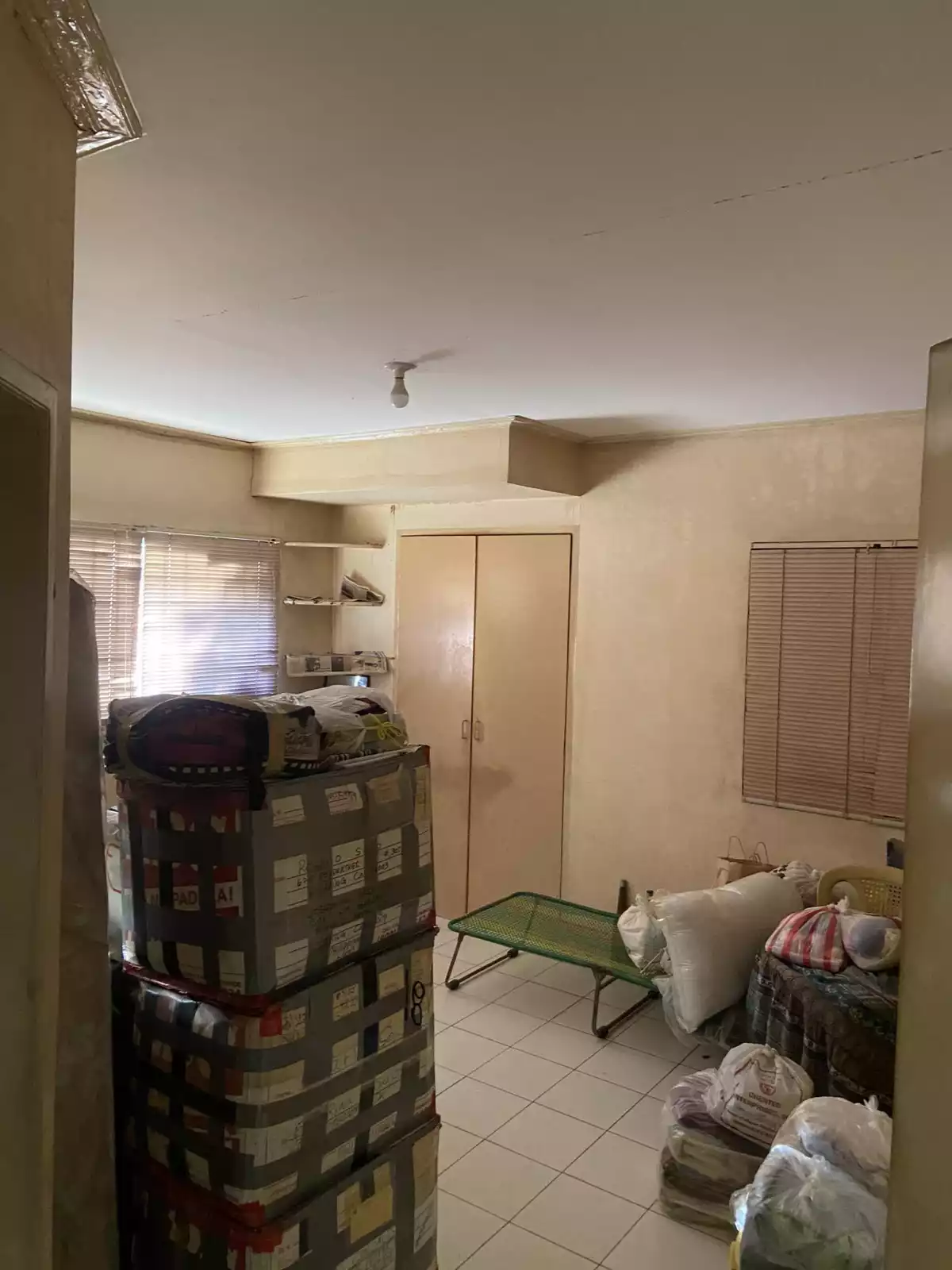 Open photo 15 of 18 — House and Lot for Sale in Horseshoe drive banawa