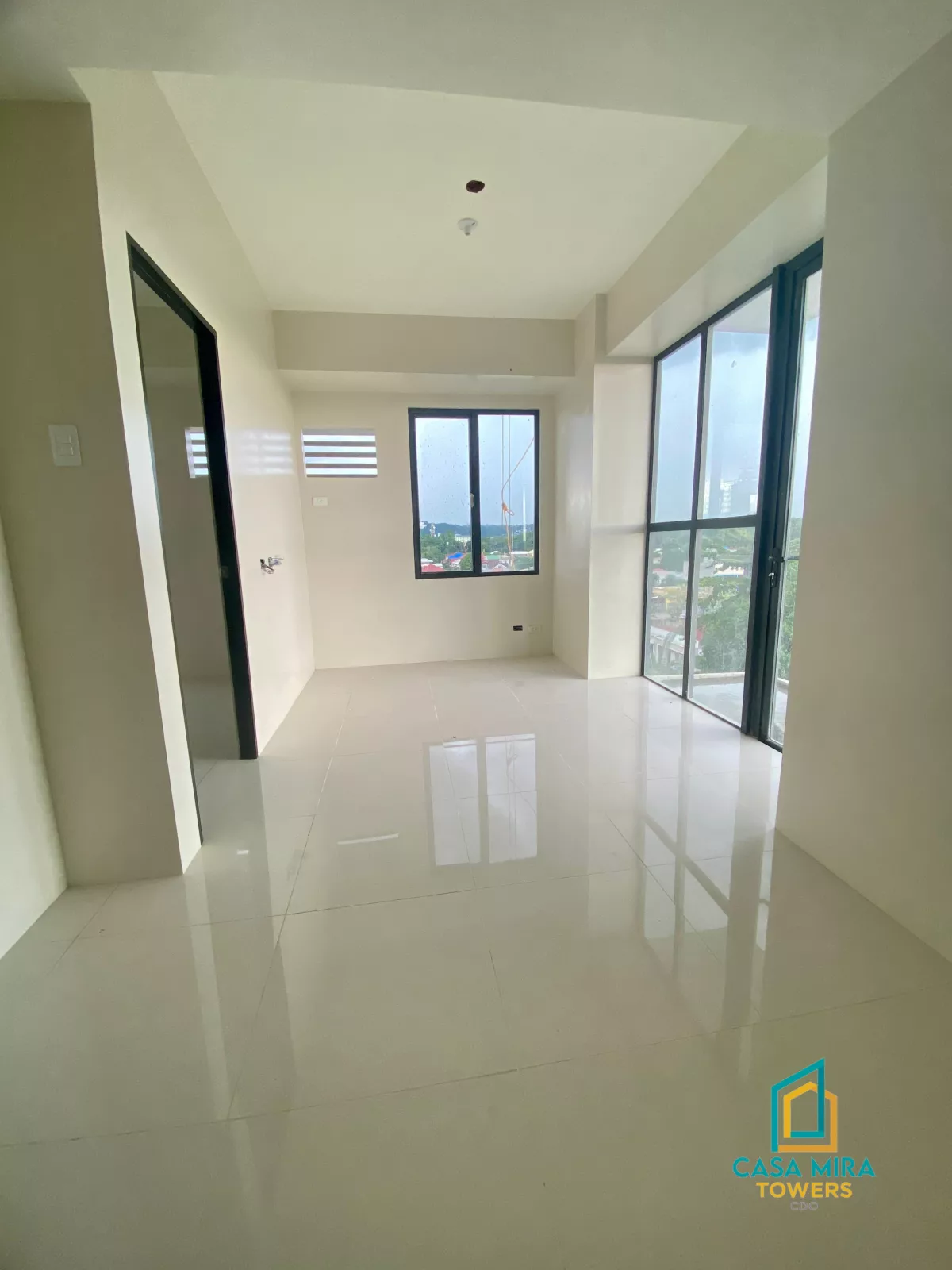 FOR ASSUME 1BR w/ Balcony, Big & Corner unit — 1 Bedroom — Photo 3