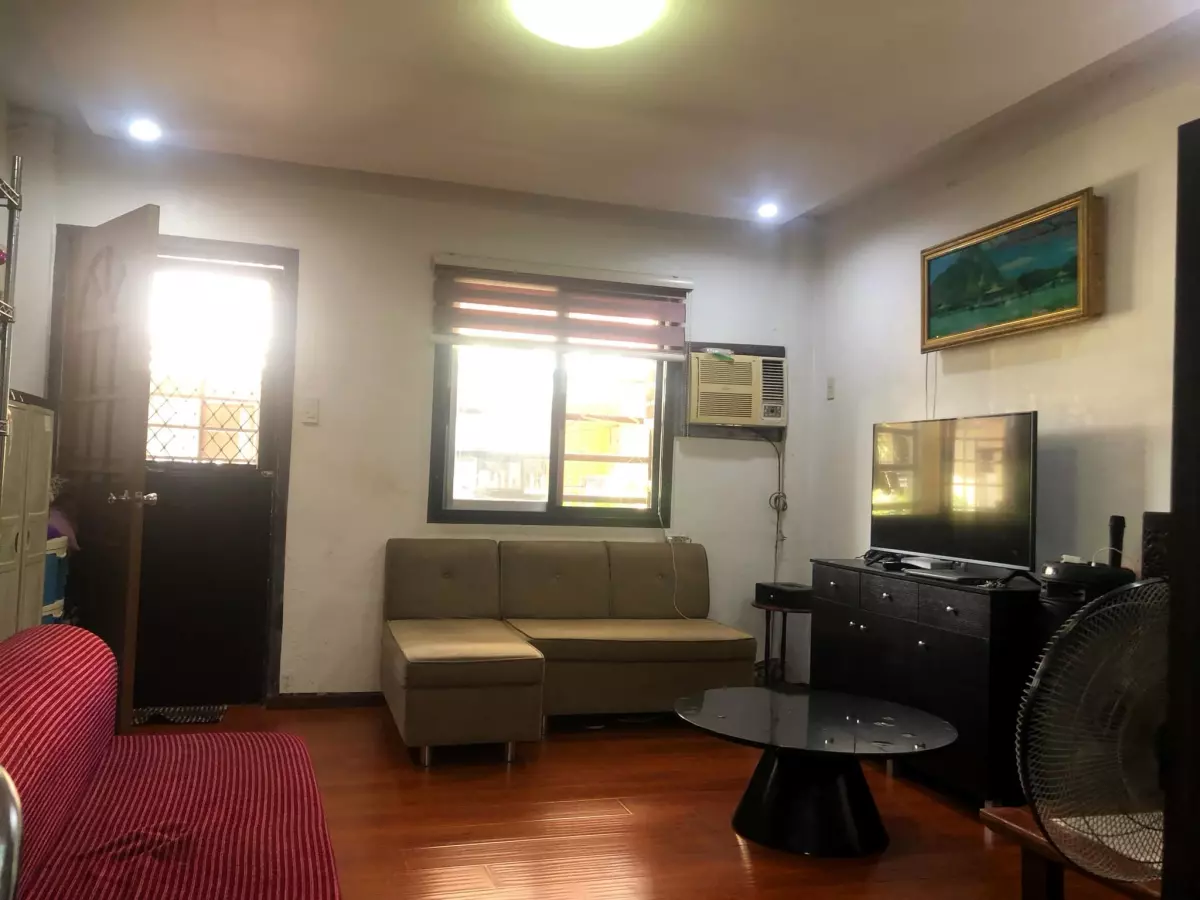 3 Bedroom Townhouse for — Townhouse in Mactan Circumferential Rd, Lapu-Lapu City, Cebu — Photo 7