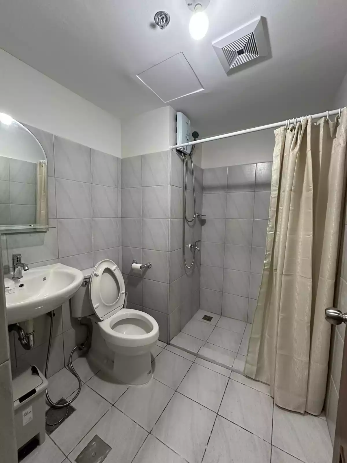 FURNISHED STUDIO UNIT FOR RENT — Studio in Cebu City, Cebu — Photo 7