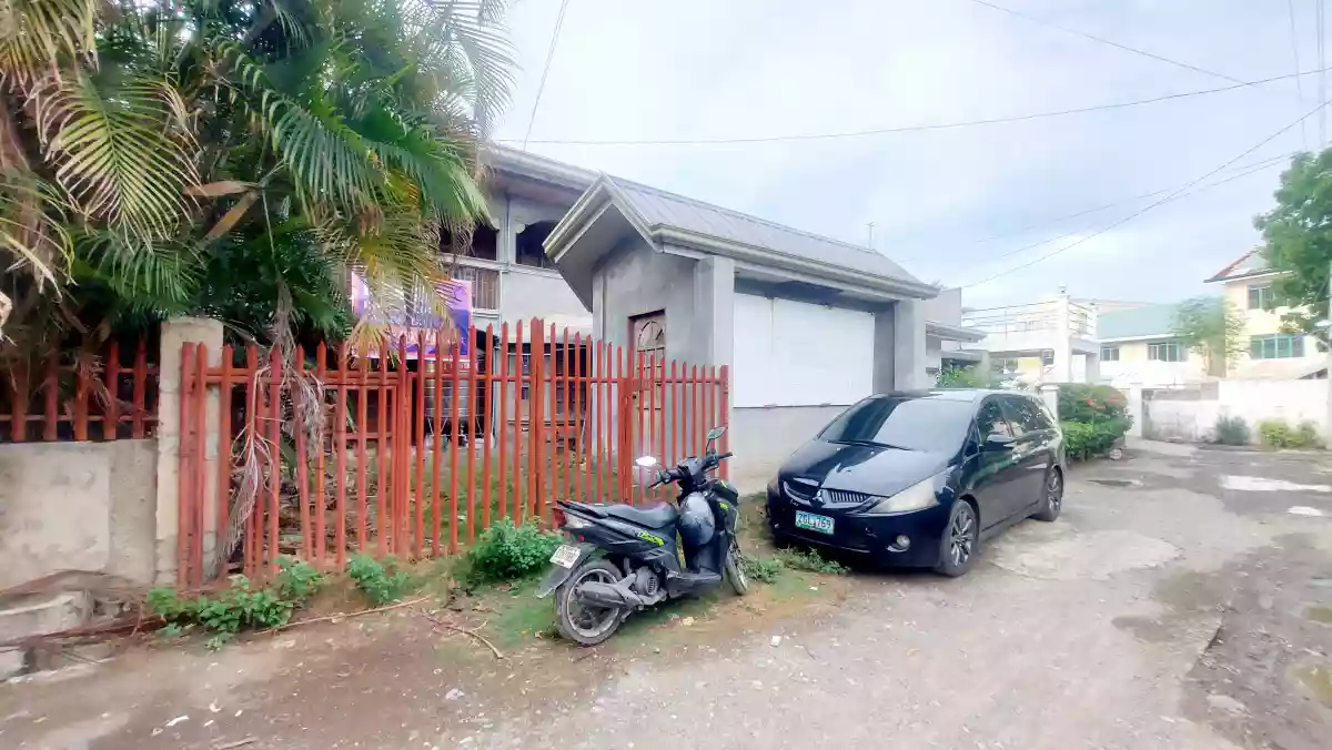 House and lot for sale — House and Lot in Talisay, Cebu, Philippines — Photo 5