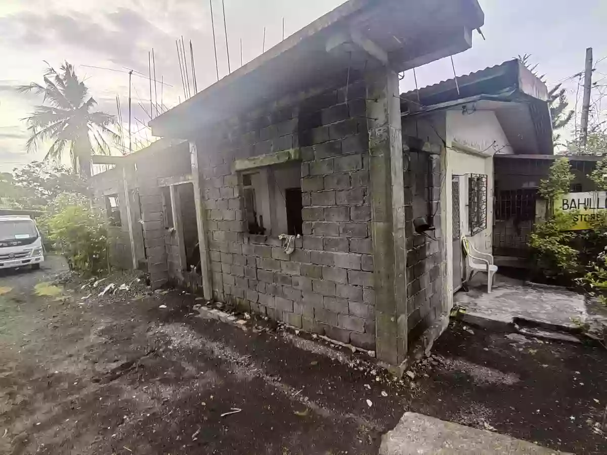 House & Lot For Sale in Legazpi City — House and Lot in Gov. Forbes Street, Legazpi Port District, Legazpi City — Photo 2
