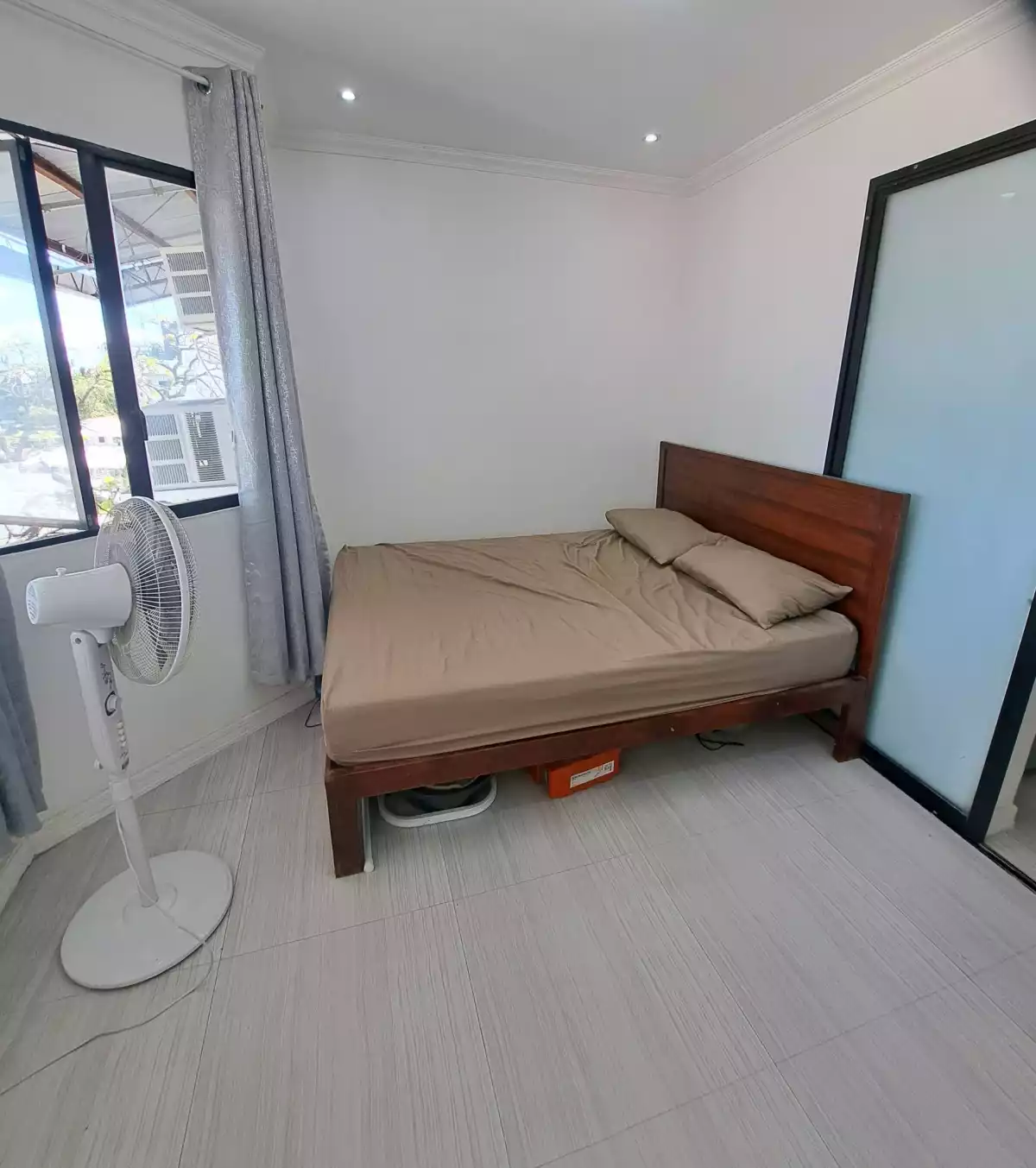 1 bedroom condo for sale — 1 Bedroom in Dionisio Jakosalem Street, Cebu City, Cebu — Photo 5