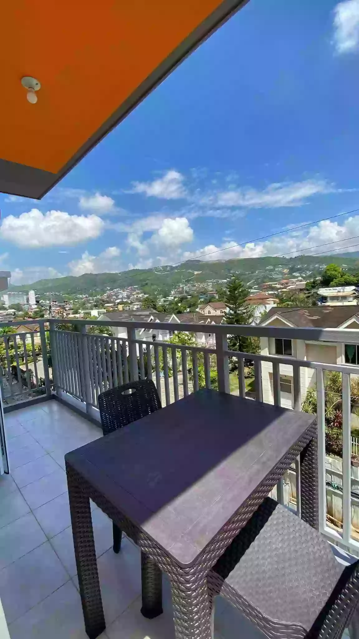 STUDIO WITH BALCONY FOR RENT (FULLY FURNISHED)- SYMFONI NICHOLS GUADALUPE CEBU — Studio in Cebu City, Cebu, Central Visayas — Photo 4