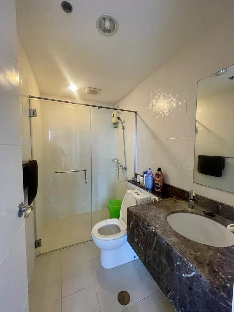 Rush Sale Furnished Condo Unit with Own Parking Space for Sale at Marco Polo Residences, Cebu City — 1 Bedroom in Cebu City, Central Visayas, Philippines — Photo 7