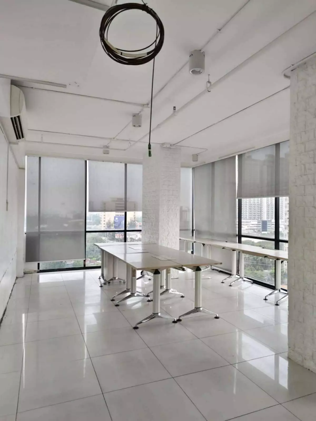 79.01 Sqm. Office Space FOR RENT Near Cebu IT Park — Office in Cebu City, Cebu, Philippines — Photo 2