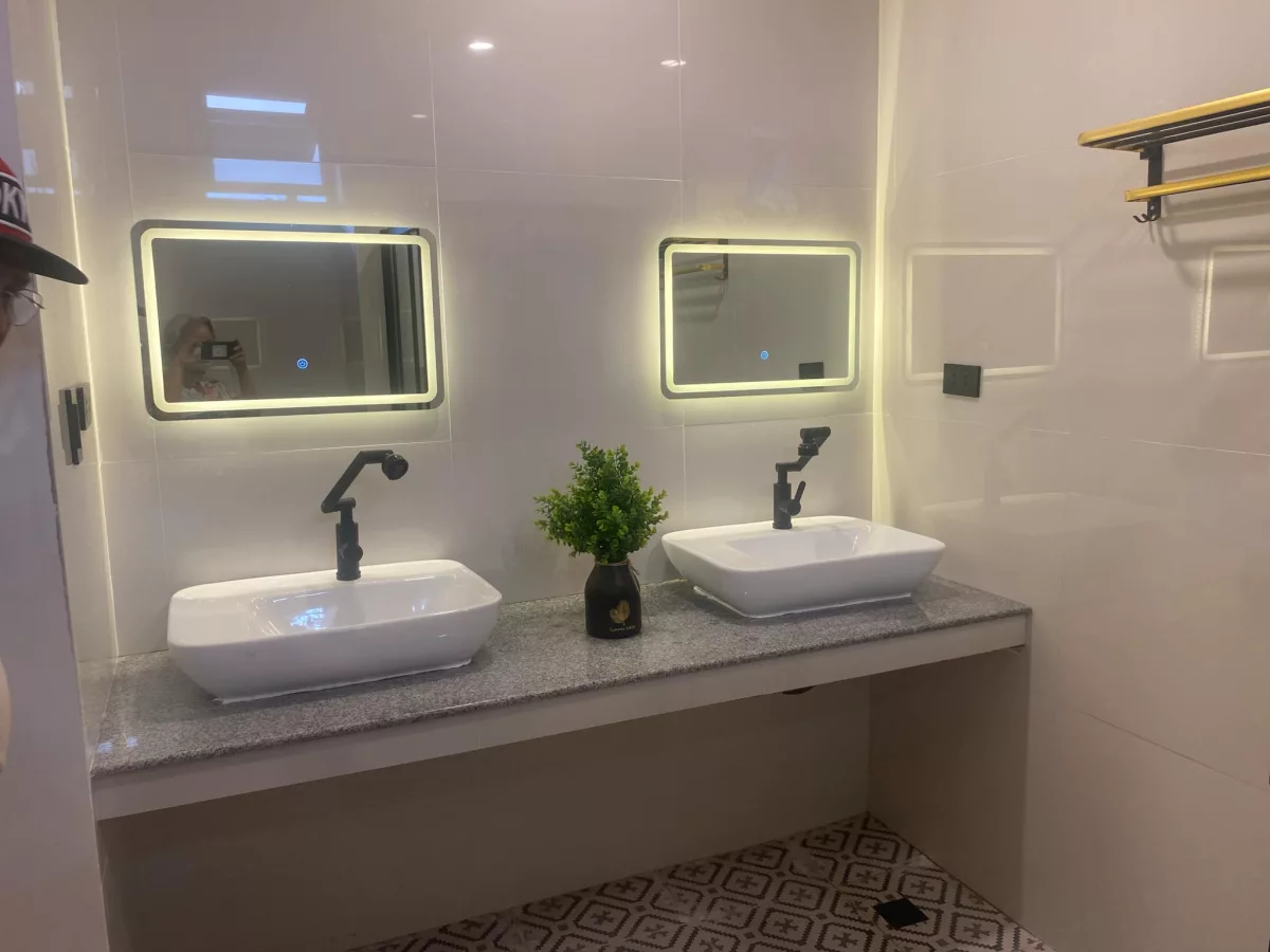 Open photo 11 of 16 — RFO HOUSE & LOT IN CORONA DEL MAR (BEACHFRONT SUBD) POOC TALISAY