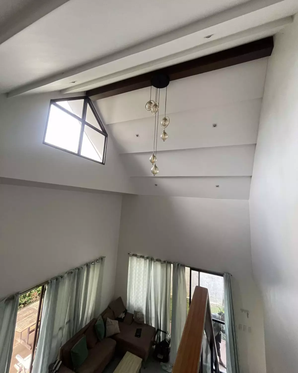 Open photo 14 of 23 — FOR SALE Luxurious House at Aduna Beach Villas Danao