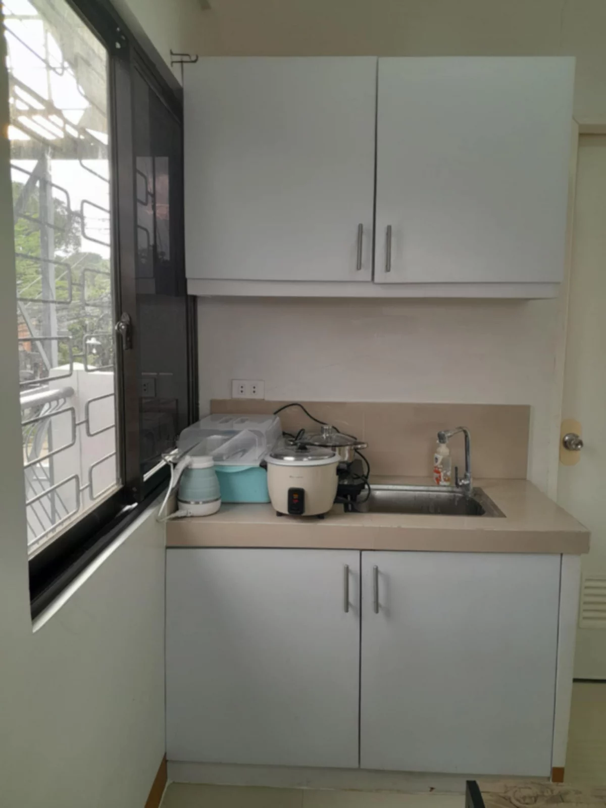Studio Unit Apartment for Rent with Free parking — Apartment in Filomino Neri Street, Cagayan de Oro, Misamis Oriental — Photo 3