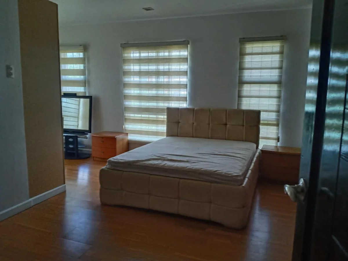 Open photo 13 of 13 — Spacious 5Bedrooms House for Sale in Fairview Village Talisay