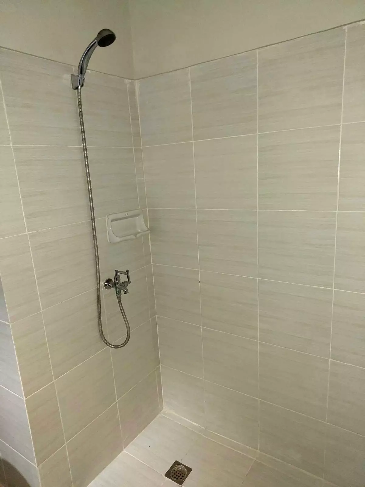 Affordable Mivesa Studio for Sale — Studio in Salinas Drive Extension, Cebu City, Philippines — Photo 3