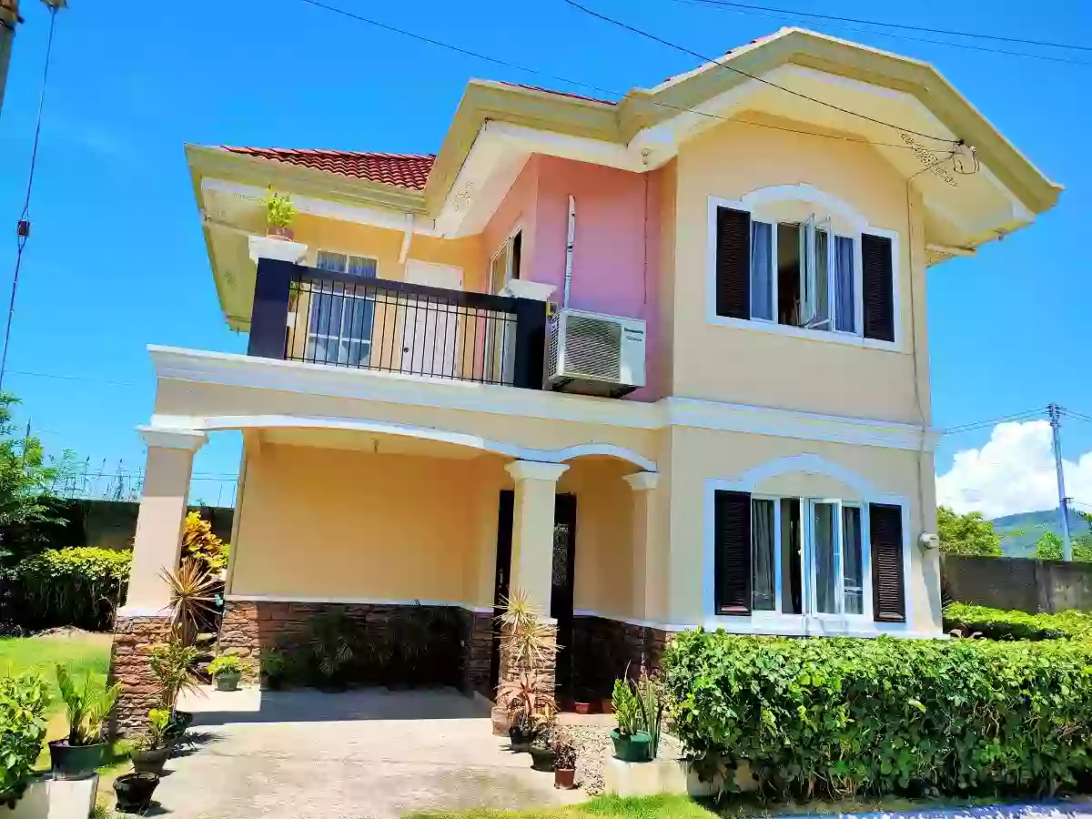 For Sale Two Storey Single Detached 3BR House & Lot with Balcony & Sea View @ Coral Bay, Minglanilla — House and Lot in Tungkop, Minglanilla, Coral Bay Subd — Photo 2