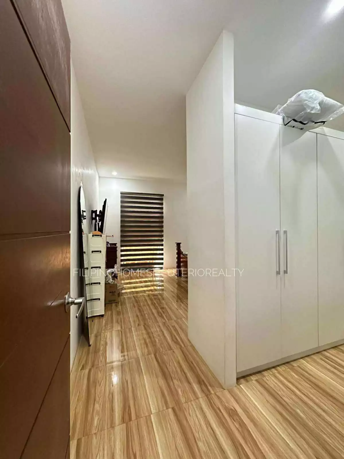 Open photo 12 of 20 — RUSH HOUSE AND LOT FOR SALE!