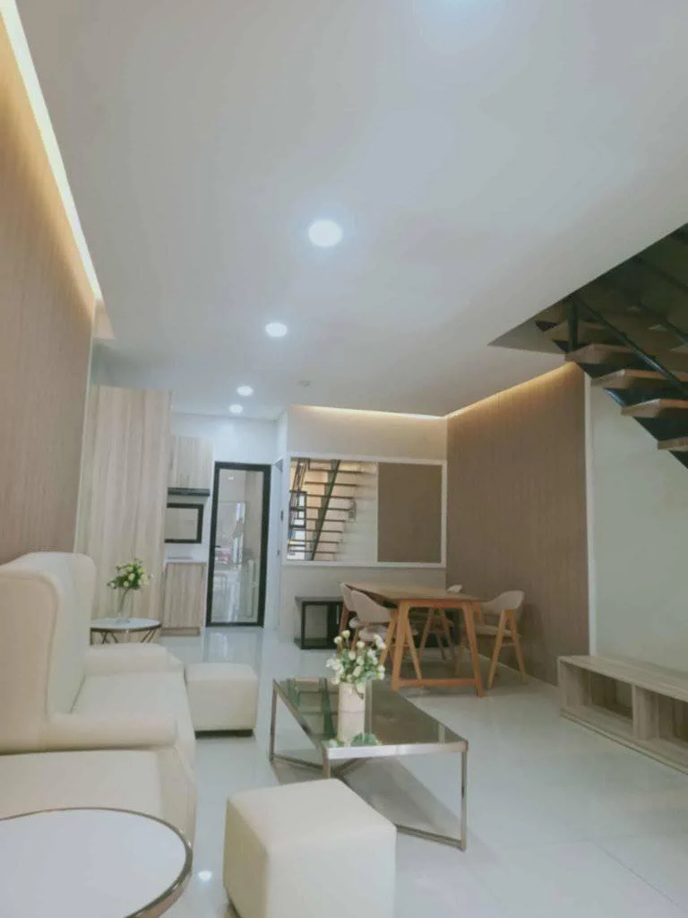 4 BEDROOM HOUSE FOR RENT NEAR SACRED HEART SCHOOL/ ATENEO DE CEBU in MANDAUE CITY