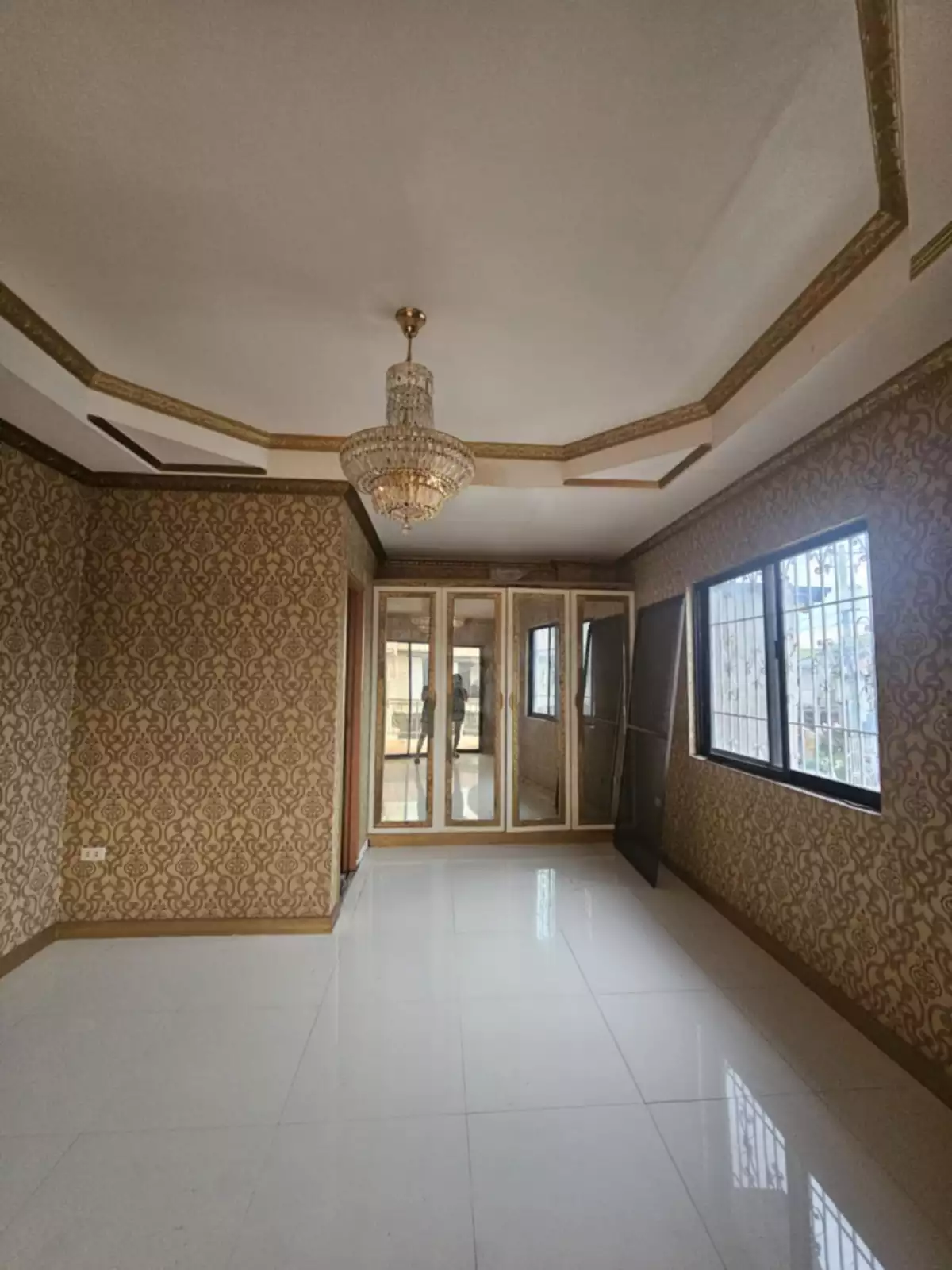 HOUSE AND LOT FOR SALE — House and Lot in Lapu-Lapu City, Cebu, Philippines — Photo 6