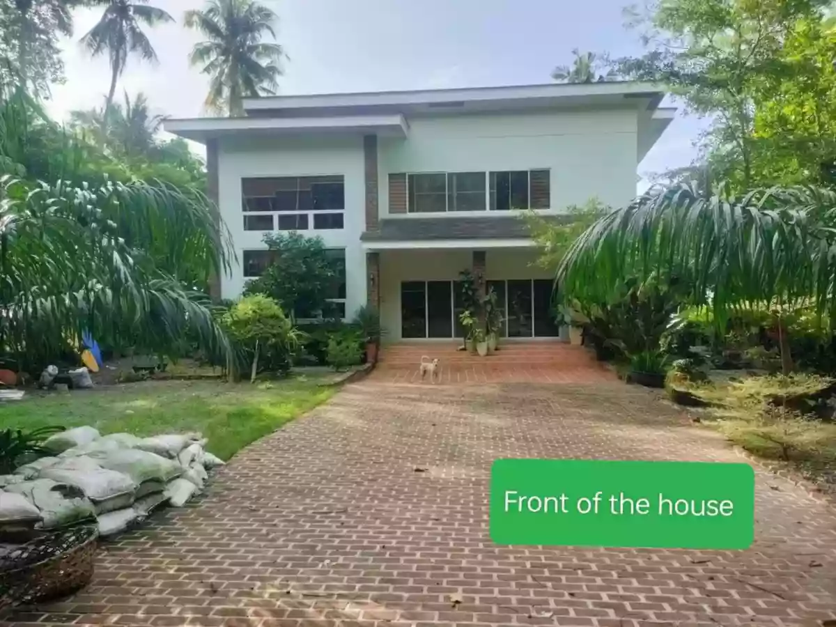 2- Storey Rest House For Sale in Brgy. Tagpopongan, Babak District, Island Garden City of Samal, Davao Del Norte, Philippines — Beach Lot in Island Garden City of Samal, Davao del Norte, Philippines — Photo 4