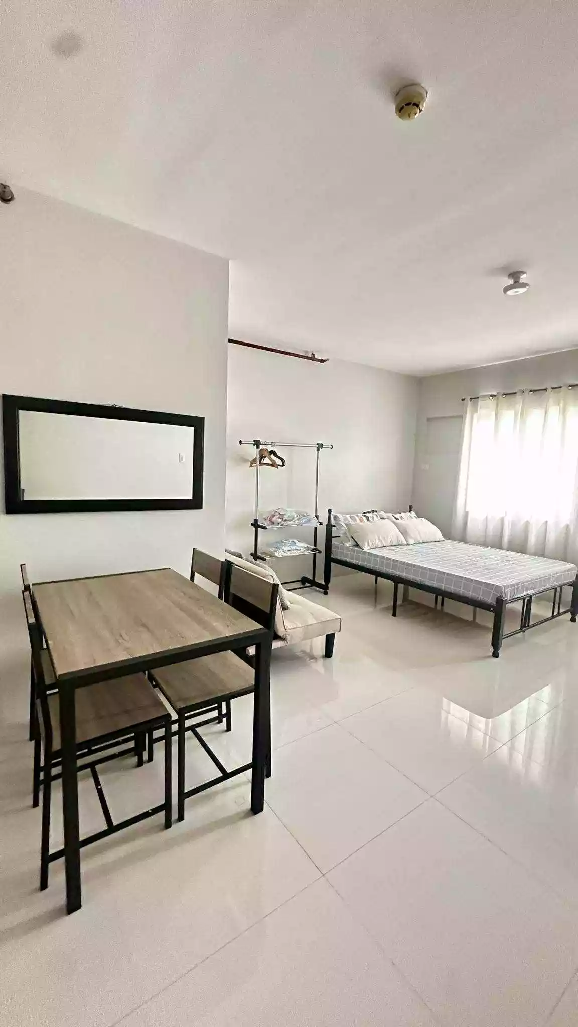 CONDO UNIT FOR RENT!!