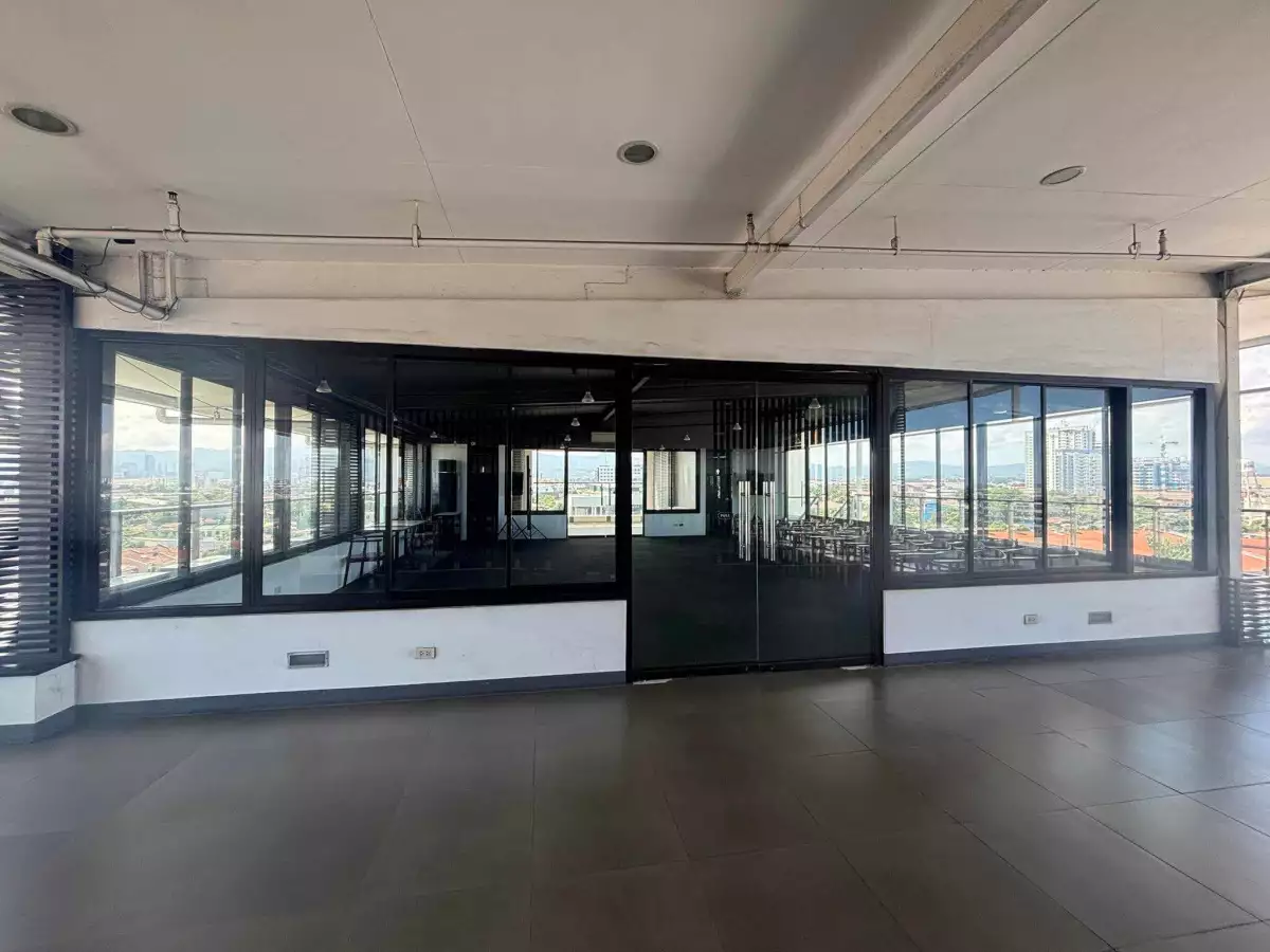 Commercial Space for Rent