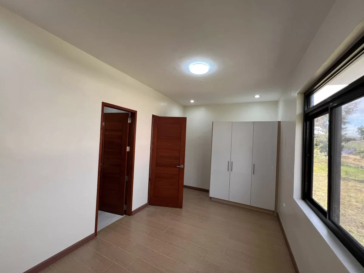 SINGLE DETACHED BRANDNEW HOUSE AND LOT FOR SALE IN VISTA GRANDE SUBD. — House and Lot in Rio de Janeiro Street, Talisay, Cebu — Photo 5