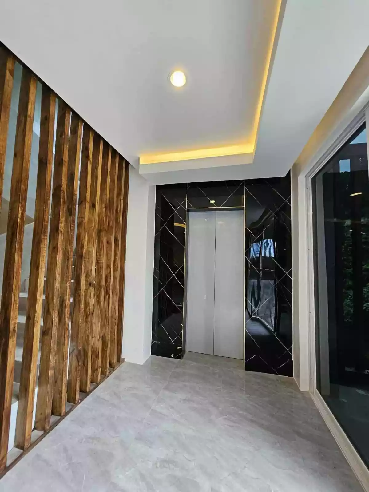 Ultra-Luxury Brand New 6-Storey House & Lot for Sale with Elevator access  & Swimming Pool — House and Lot in Paseo John, Cebu City, Cebu — Photo 5