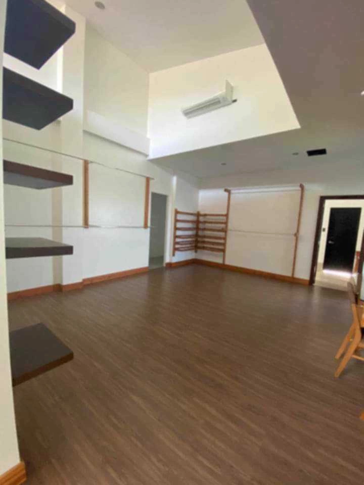 HOUSE AND LOT FOR SALE IN MARIA LUISA — House and Lot in Philippines — Photo 3