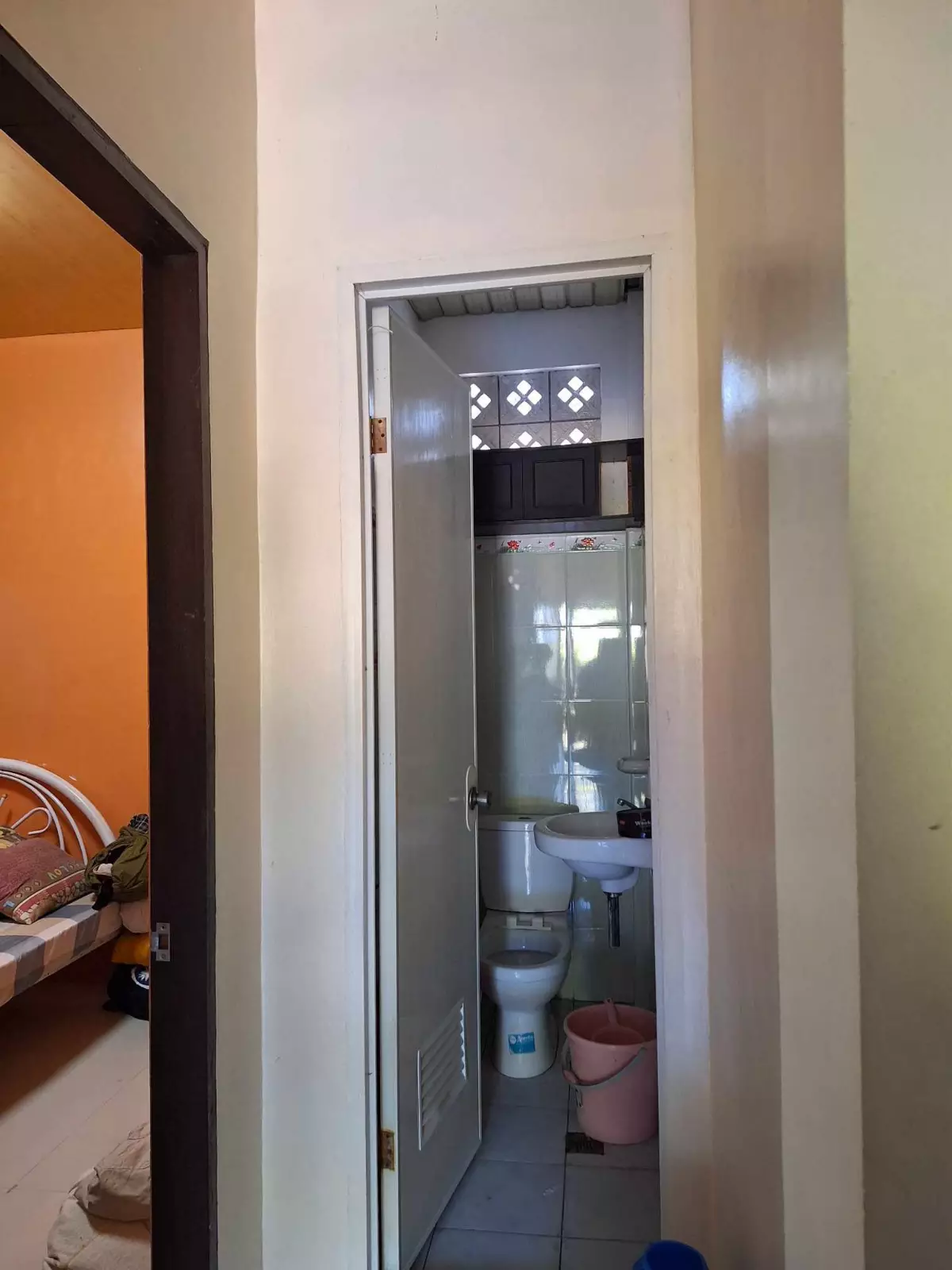 Open photo 11 of 23 — HOUSE FOR SALE