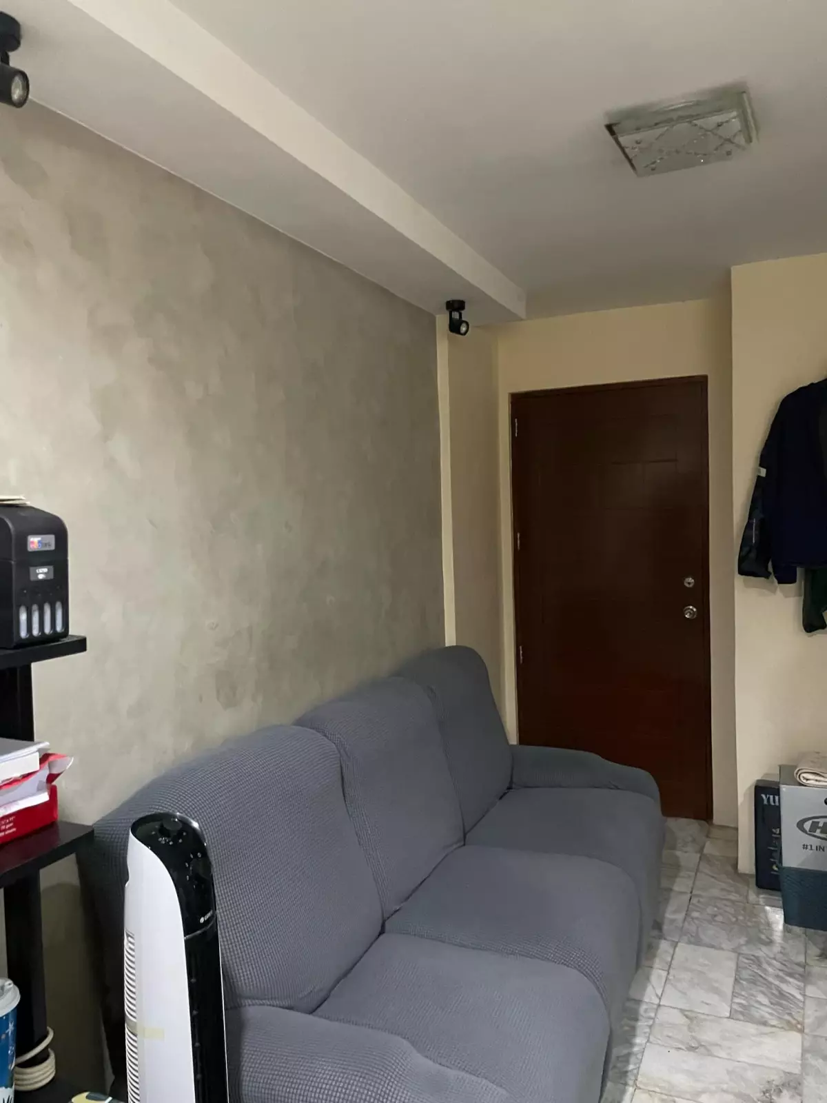 WELL MAINTANIED PRE OWNED TWO STOREY TOWNHOUSE FOR SALE LOWEST PRICE IN SAMPALOC MANILA! — Townhouse in Manila, Metro Manila, Philippines — Photo 3