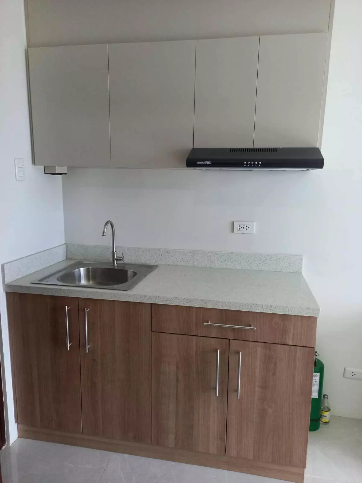FOR SALE: Mivela Garden Residences – Brand New Semi-Furnished Studio Unit — Studio in Cebu, 6000 Cebu, Philippines — Photo 2