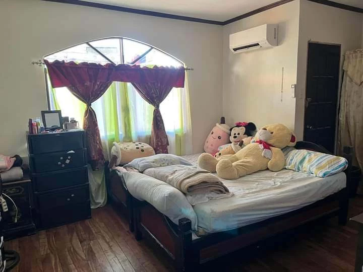 Open photo 12 of 12 — RUSH FOR SALE HOUSE AND LOT