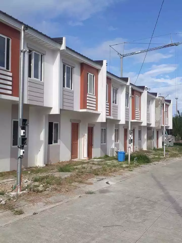 Rent-To-Own House Richwood Homes Bacong Negros Oriental — Townhouse in Dumaguete, Negros Oriental, Philippines — Photo 3