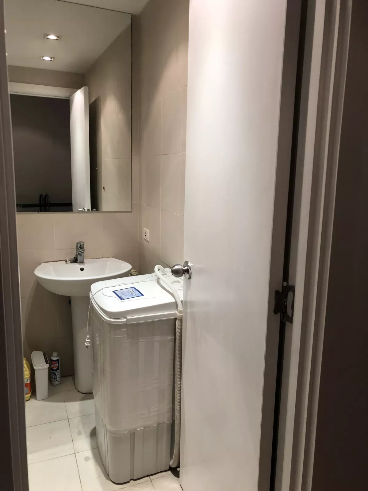 Knightsbridge condo Makati — 1 Bedroom — Photo 4