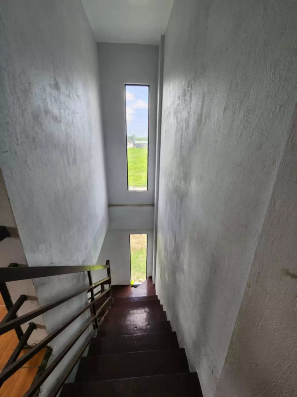 East Villas House and Lot — House and Lot in Bacolod, Negros Occidental, Philippines — Photo 2