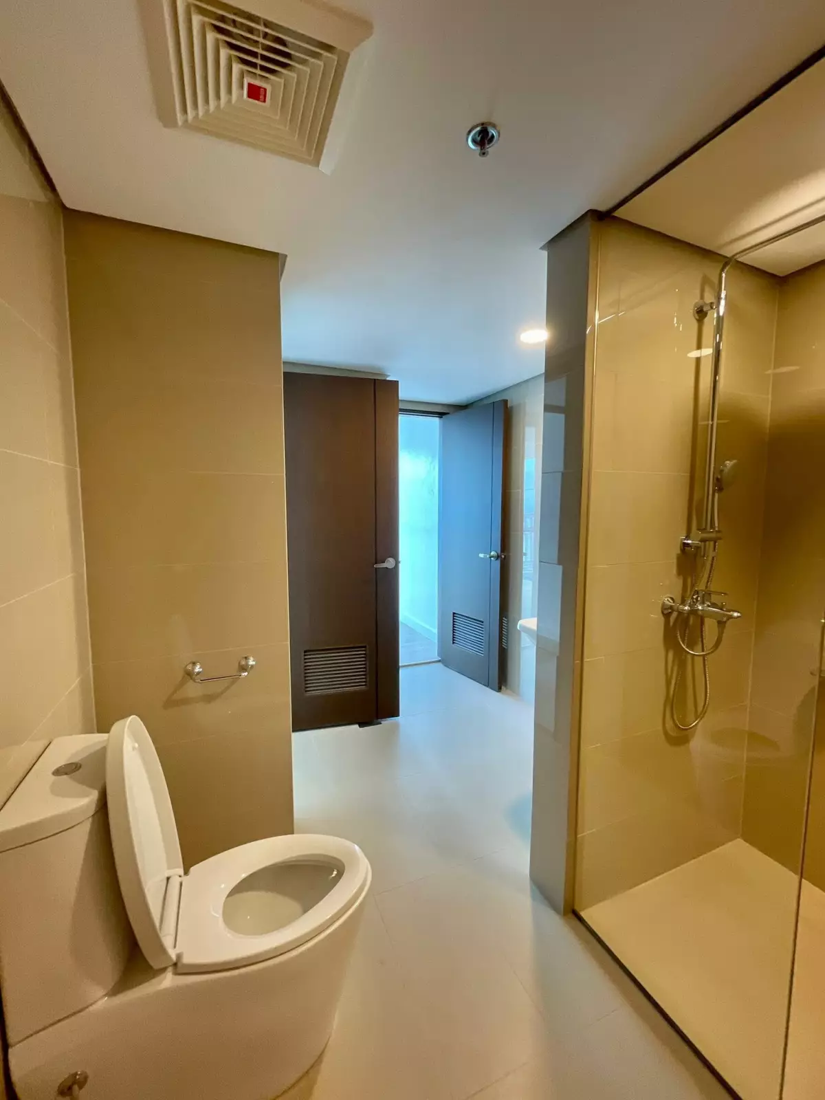 38 Park Avenue - 1BR with parking — 1 Bedroom in Apas, Cebu City, Cebu — Photo 7