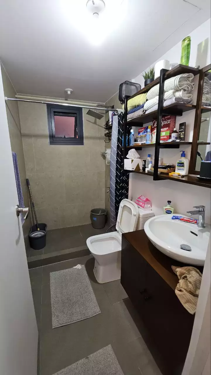 Beautiful 1BR Unit (41 sqm) for Sale @ THE RISE, Makati — Studio in Yakal, Makati, Metro Manila — Photo 5