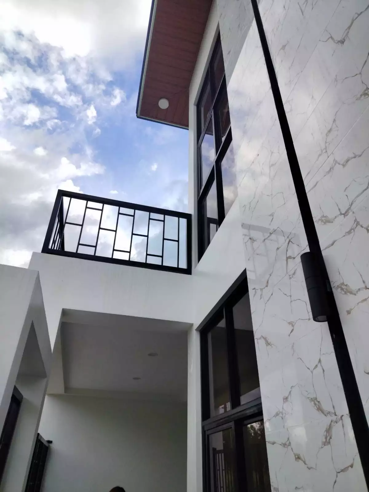 House For Sale Woodside Mansilingan — House and Lot in Bacolod, Negros Occidental, Philippines — Photo 2