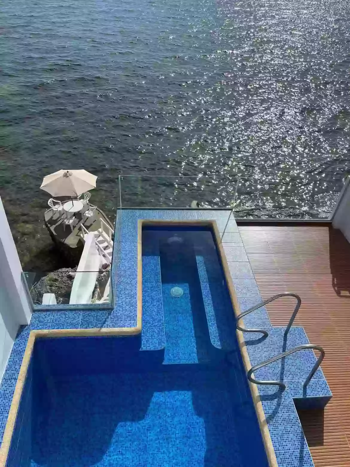 Beach House For Sale in Carmen Cebu — Beach House / Resort in Carmen, Cebu, Philippines — Photo 3