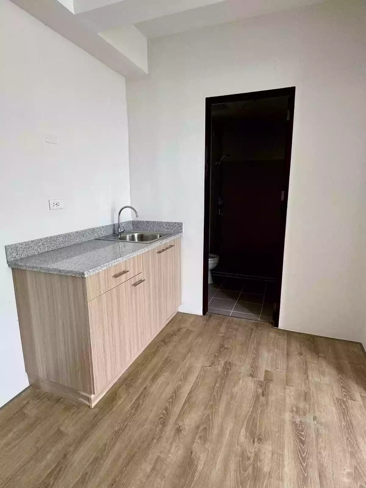 1 Bedroom for Assume — 1 Bedroom in Negros Occidental, Philippines — Photo 3