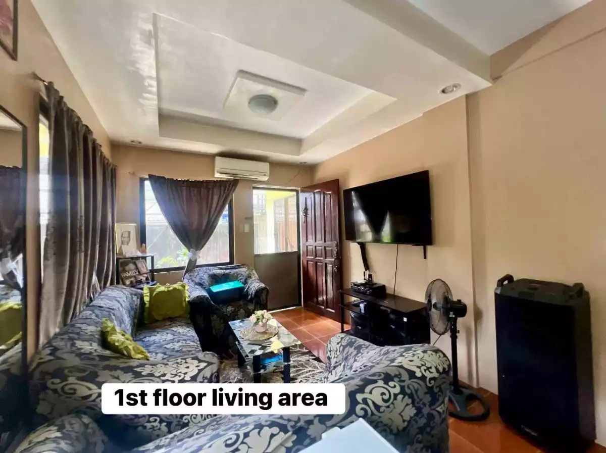 FOR SALE 3-STOREY HOUSE IN MANDAUE CEBU — Apartment in Mandaue, Cebu, Philippines — Photo 2