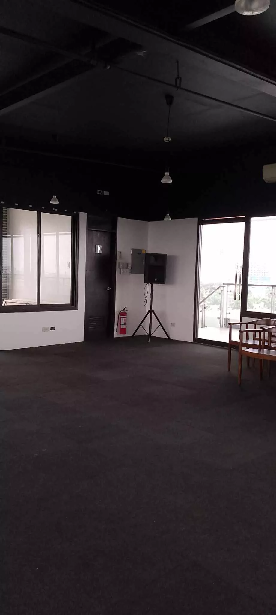 Commercial Space for Rent — Space in A. C. Cortes Avenue, Mandaue City, Cebu — Photo 2