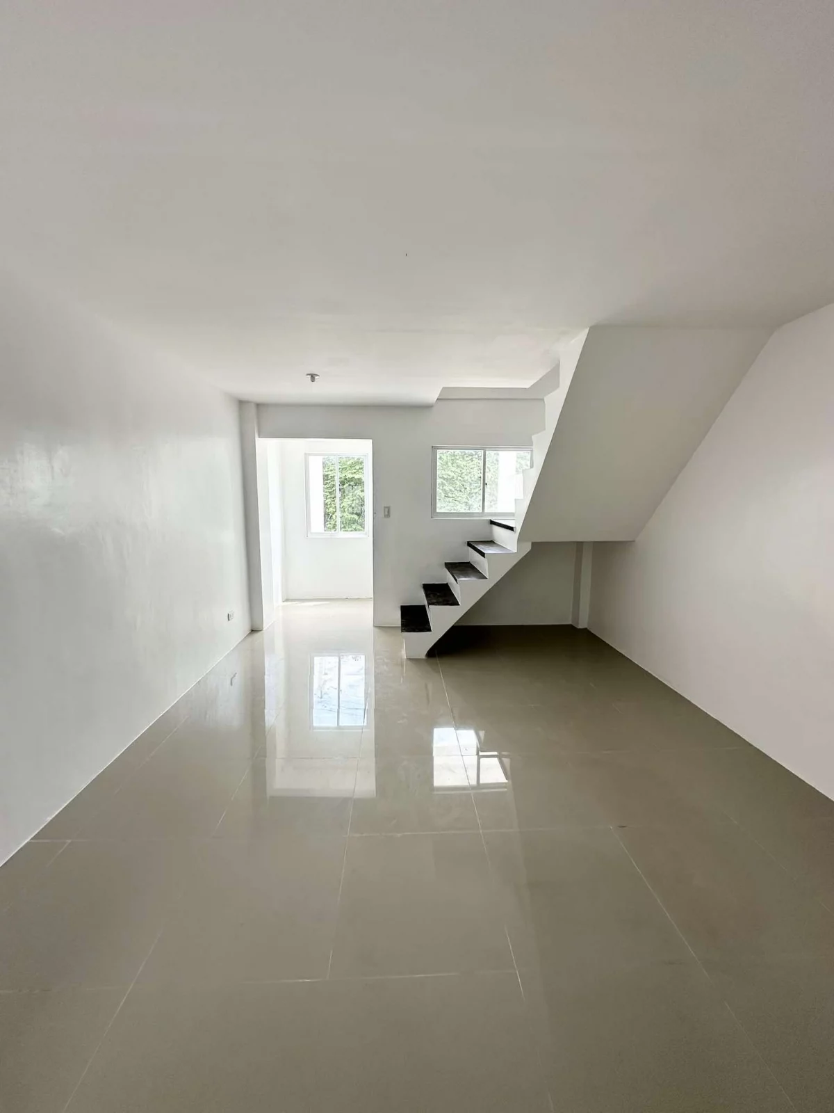 CRD Apartment for Lease — Apartment in Bacolod, Negros Occidental, Philippines — Photo 2