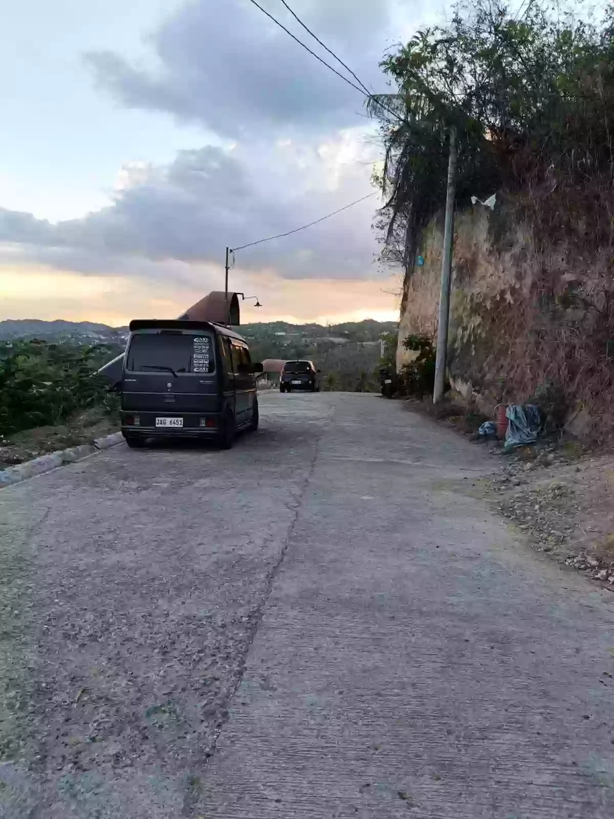 Open photo 11 of 12 — Overlooking Bungalow House in Minglanilla