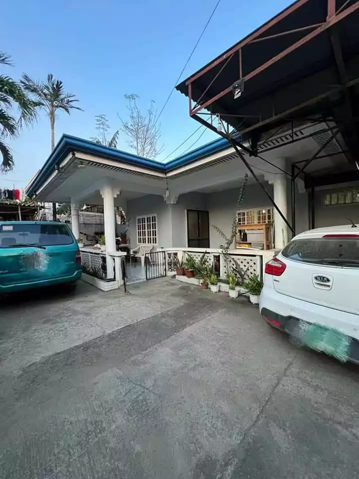 FULLY FURNISHED HOUSE AND LOT FOR SALE! — House and Lot in Talisay, Cebu, Philippines — Photo 2