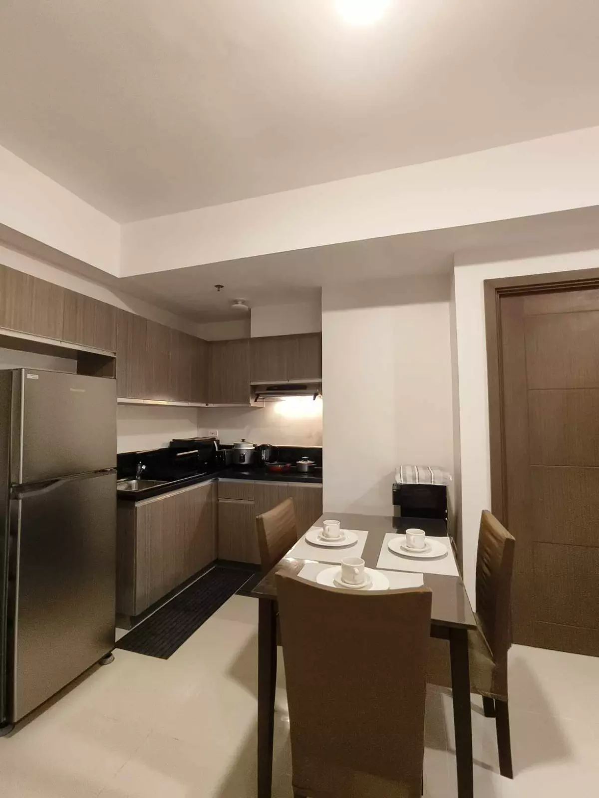 One Bedroom with Balcony — 1 Bedroom in Cebu City, Philippines — Photo 4
