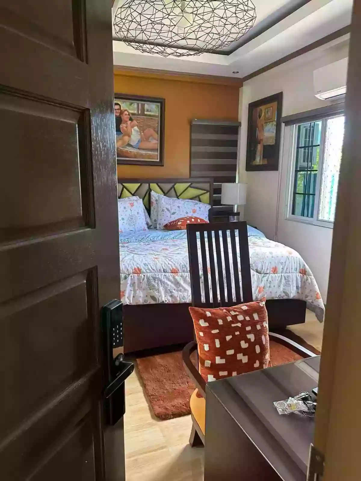 A Luxurious House is up for sale in the Northern part of Cebu! — House and Lot in Daanbantayan, Cebu, Philippines — Photo 5