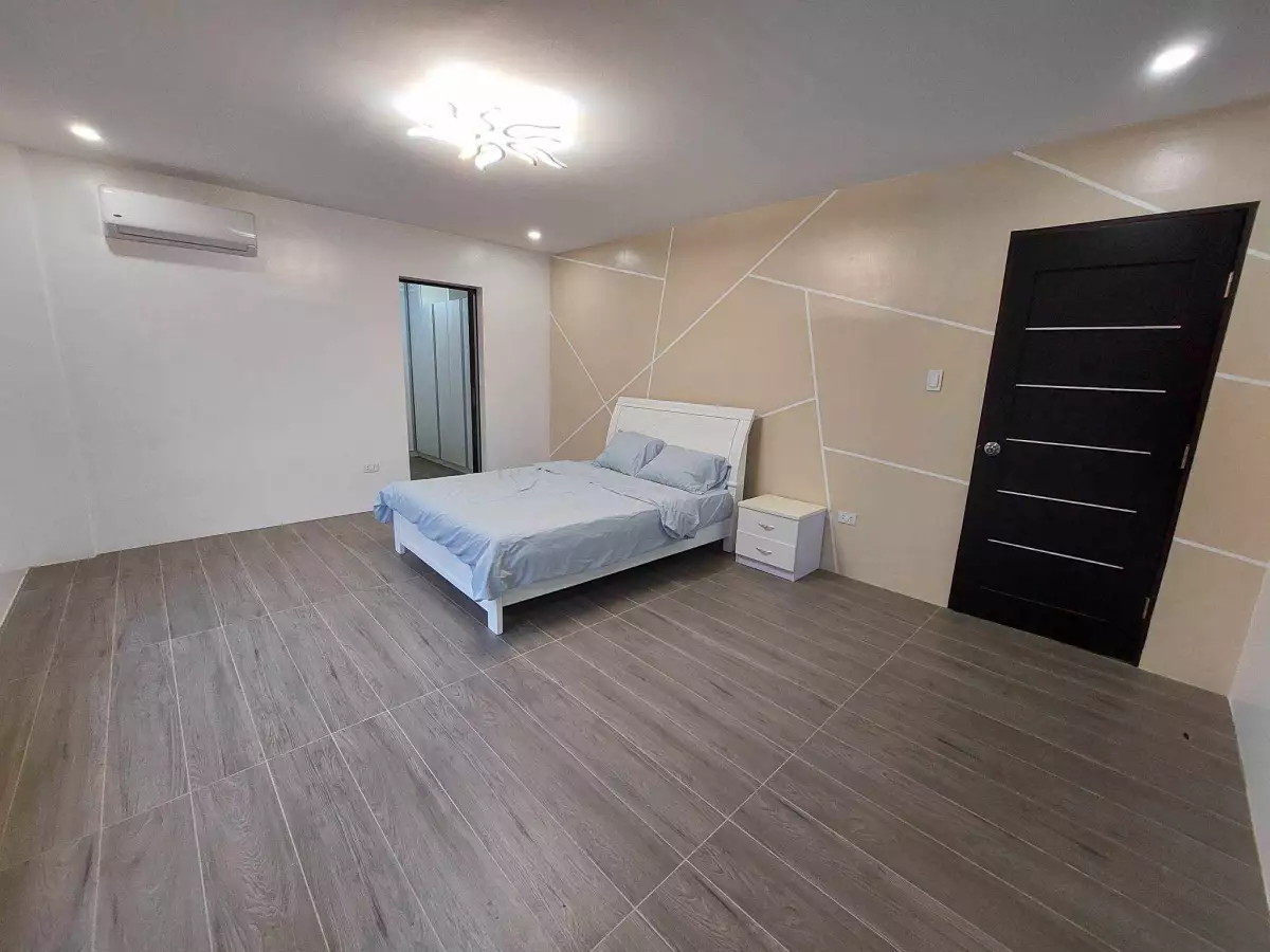 HOUSE & LOT FOR SALE — House and Lot in Apas, Cebu City, Cebu — Photo 5