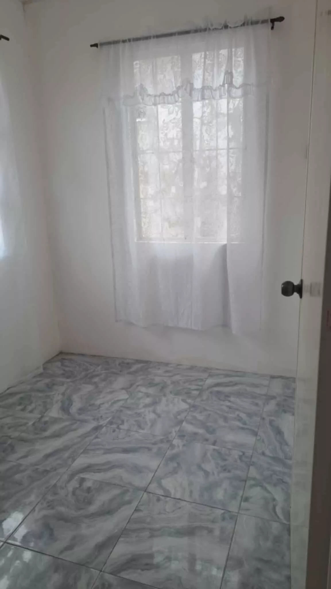 Gated House for Rent at Camella Heights — House and Lot in Naga City, Camarines Sur, Philippines — Photo 2