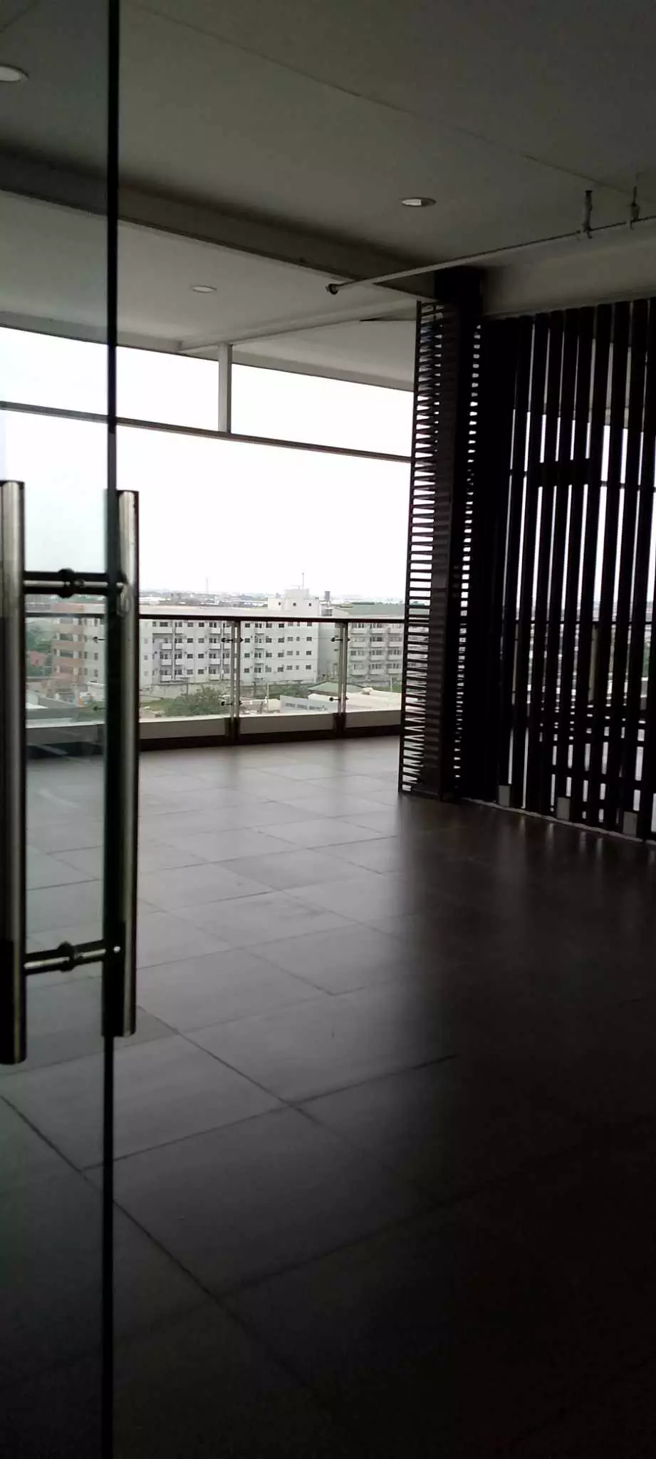 Commercial Space for Rent — Space in A. C. Cortes Avenue, Mandaue City, Cebu — Photo 4