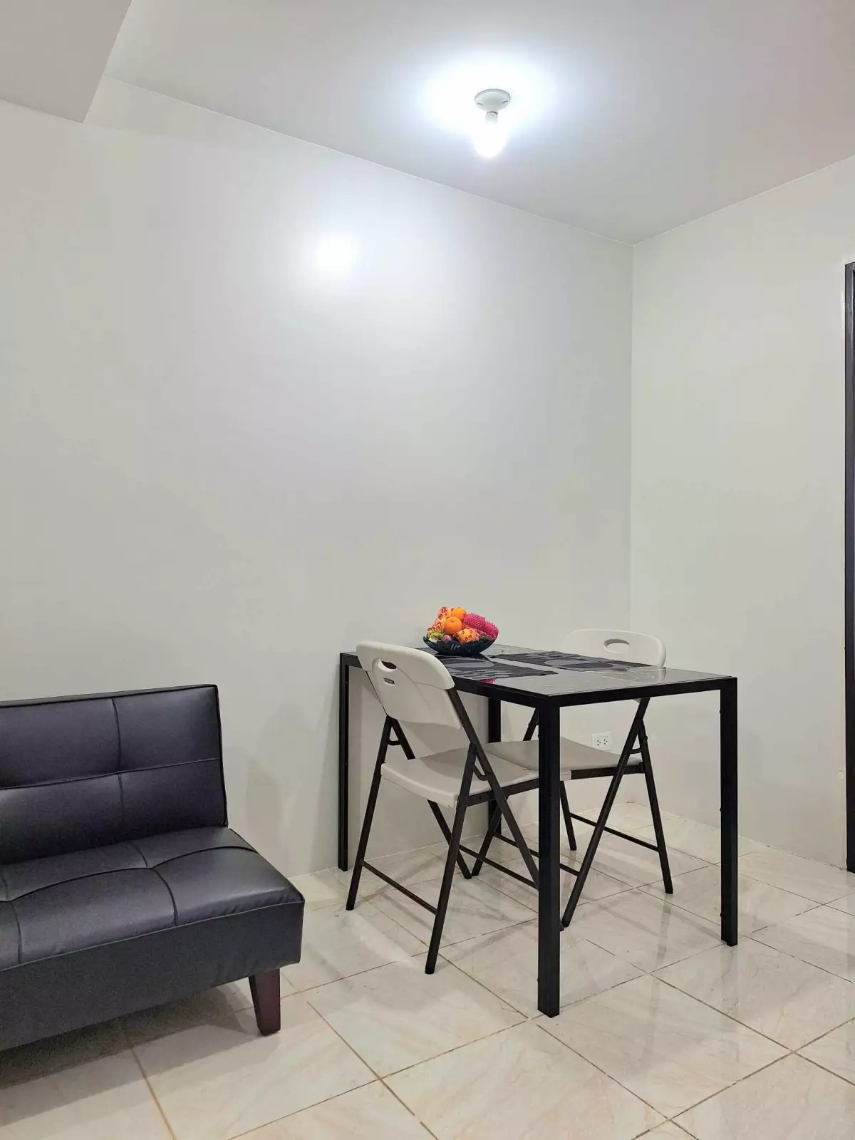Urban Deca Homes Banilad — 2 Bedrooms in Elias V. Espina Street, Mandaue City, Cebu — Photo 4
