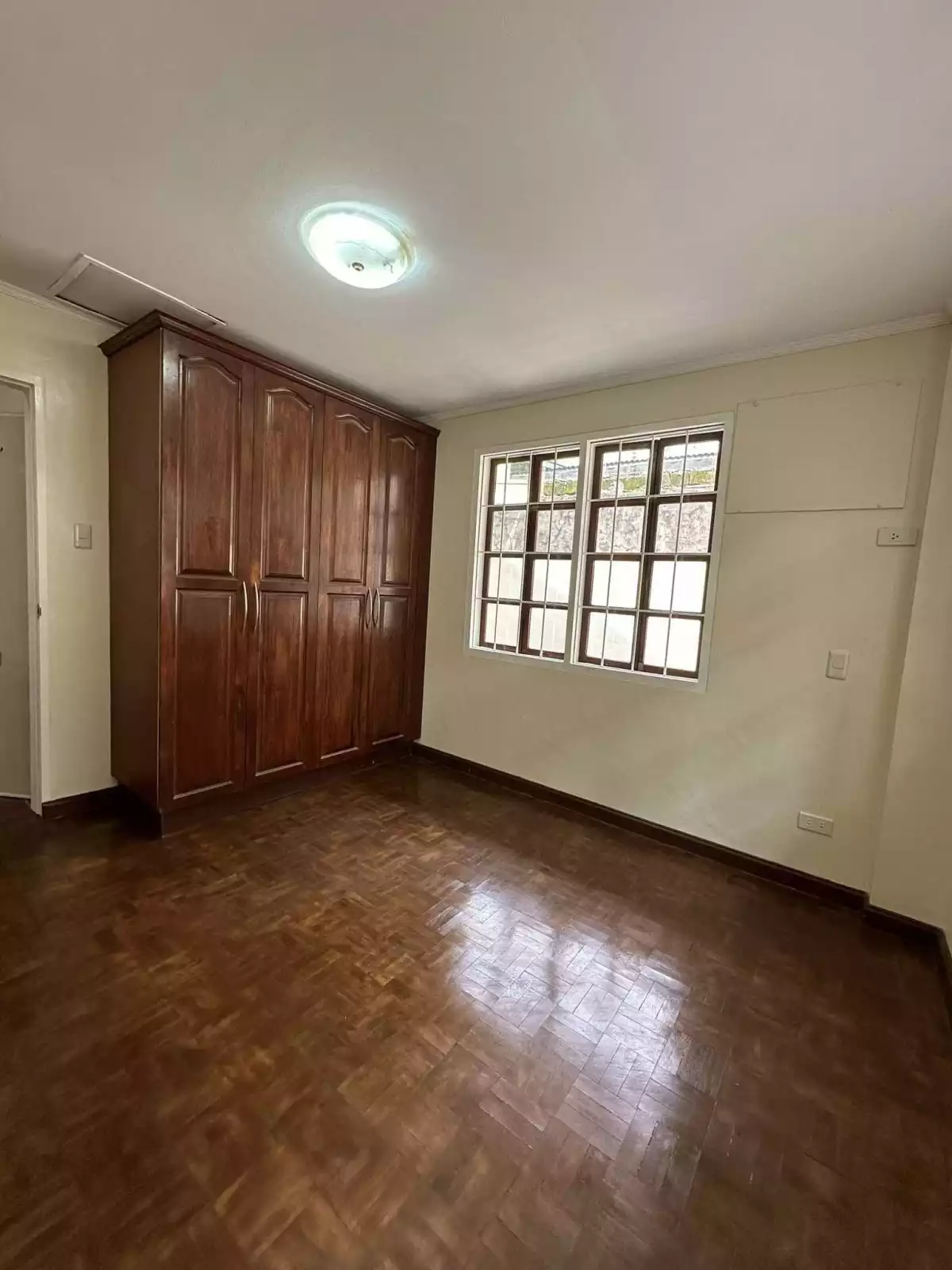 Open photo 14 of 19 — -Storey House for Rent inside a Subdivision in Talamban, Cebu City