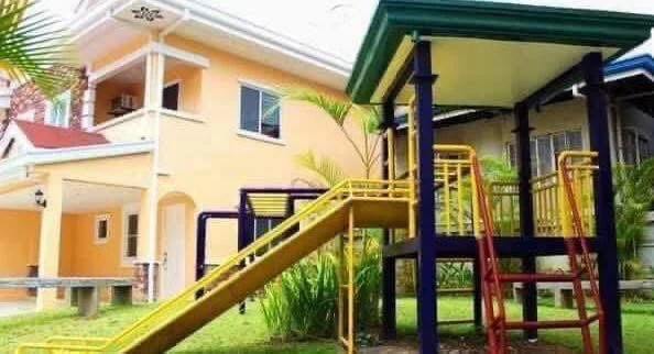 Open photo 15 of 18 — Townhouse For Sale in Guadalupe Cebu City